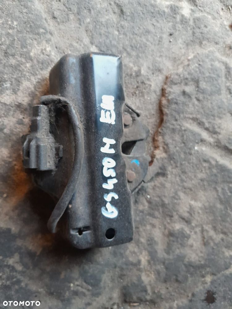 ZAMEK MASKI EUROPA LEXUS GS300/GS350/GS430/GS450H/GS460 2005-2012 - 1