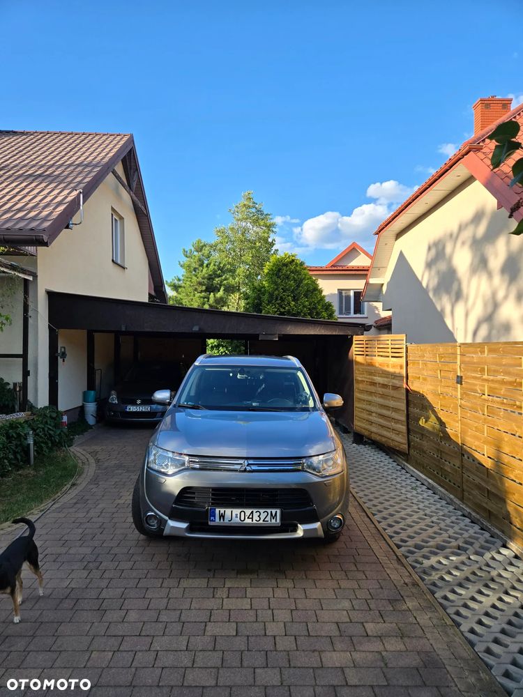 Mitsubishi Outlander 2.0 4WD - 15