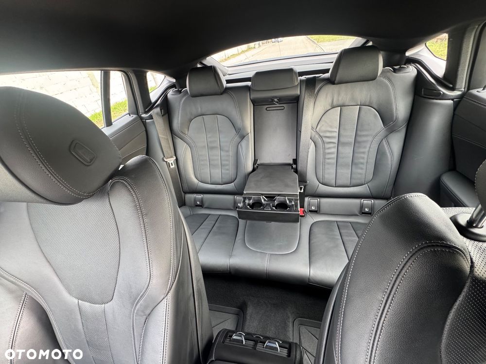 BMW X6 xDrive30d mHEV - 15