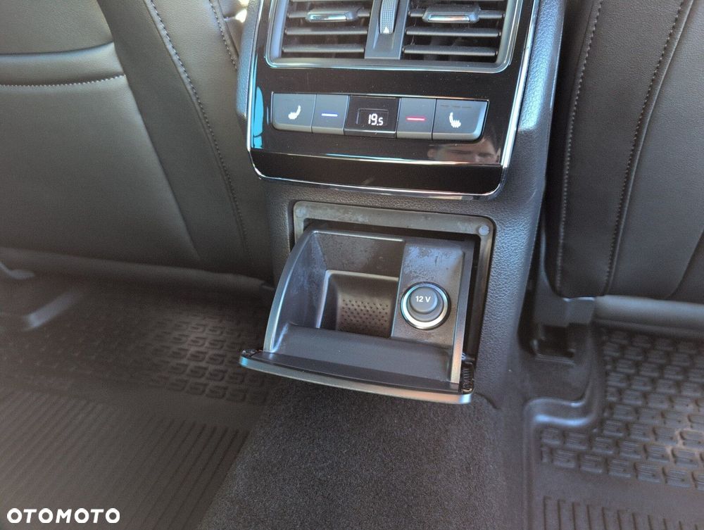 Skoda Superb 2.0 TSI 4x4 L&K DSG - 16