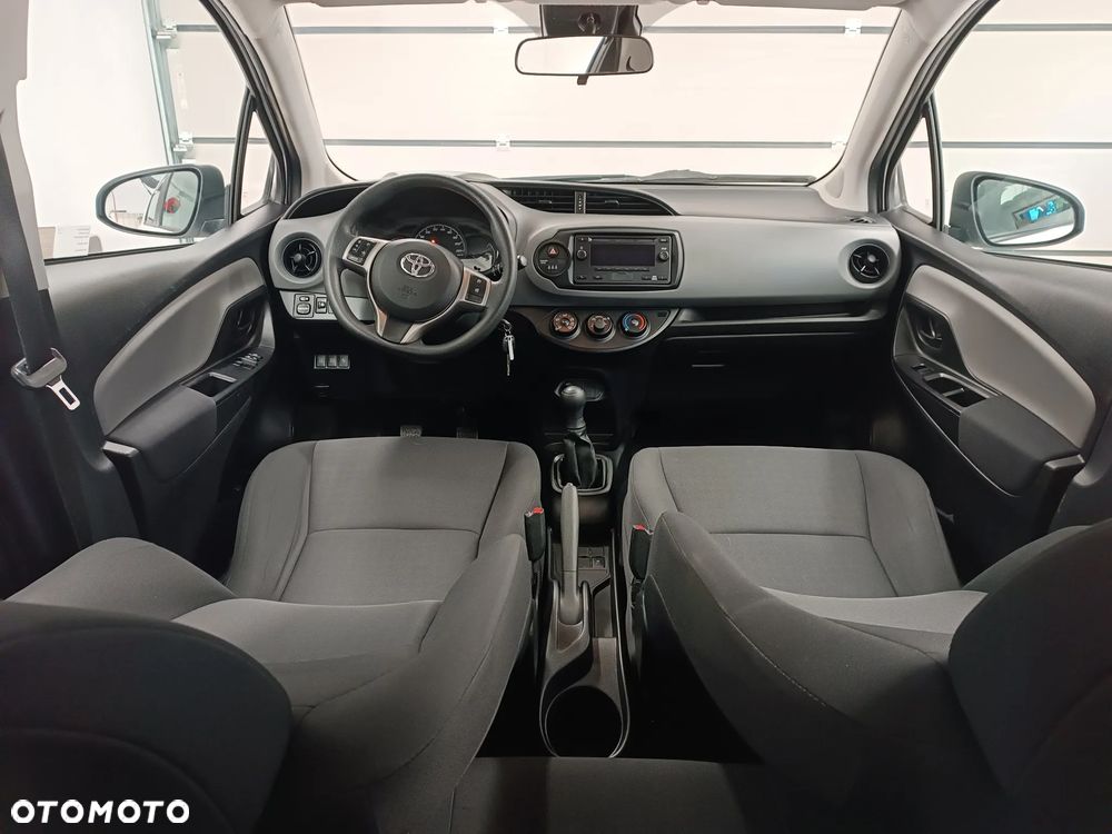Toyota Yaris 1.0 Life EU6 - 21