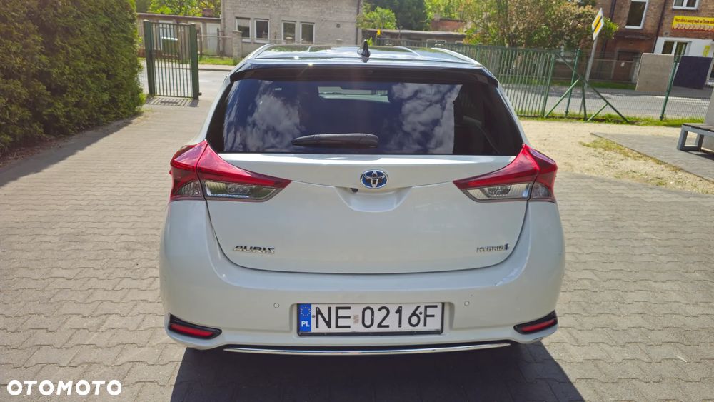 Toyota Auris Hybrid 135 Selection - 4