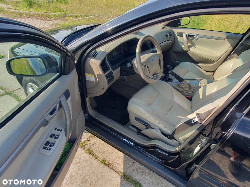 Volvo V70 2.4D5 - 14