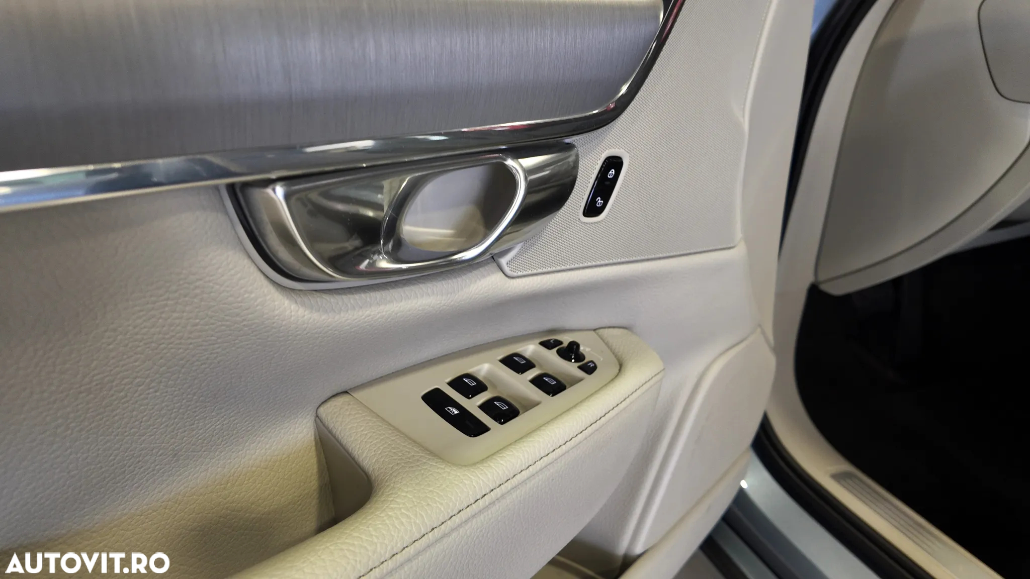 Volvo S90 D3 Geartronic Momentum - 19