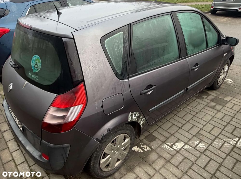 Renault Scenic - 2