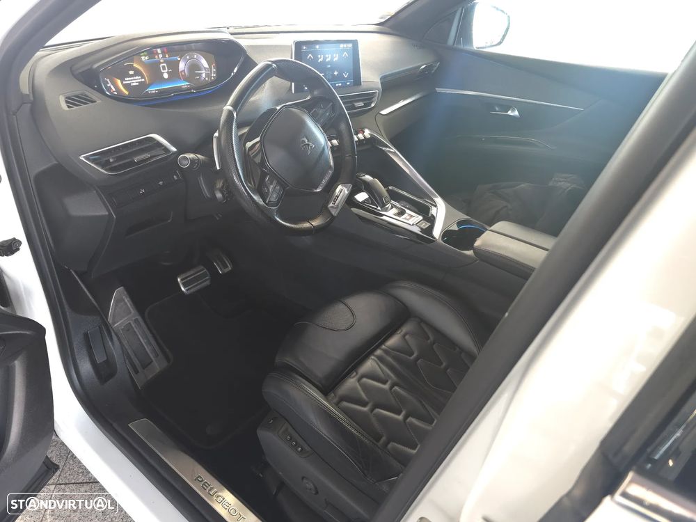 Peugeot 3008 BlueHDi 130 Stop & Start EAT8 GT Pack - 29