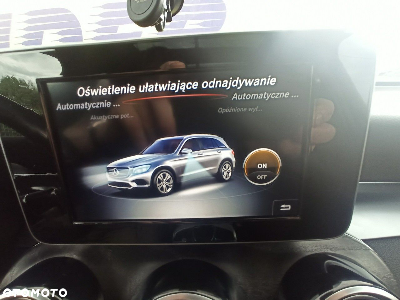 Mercedes-Benz GLC 250 d 4Matic 9G-TRONIC AMG Line - 26