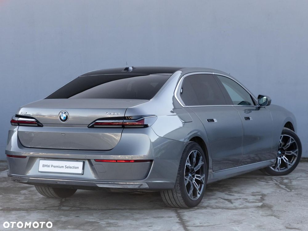 BMW Seria 7 - 2