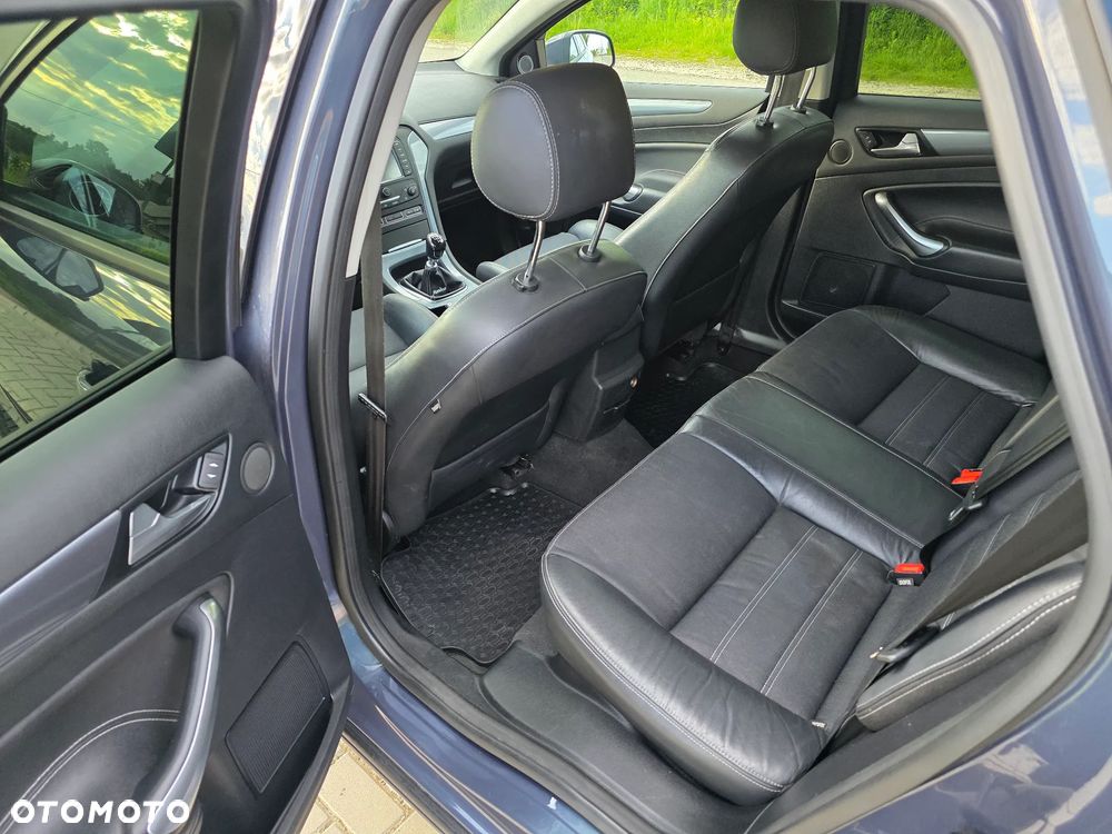 Ford Mondeo 2.0 TDCi Champions Edition - 26