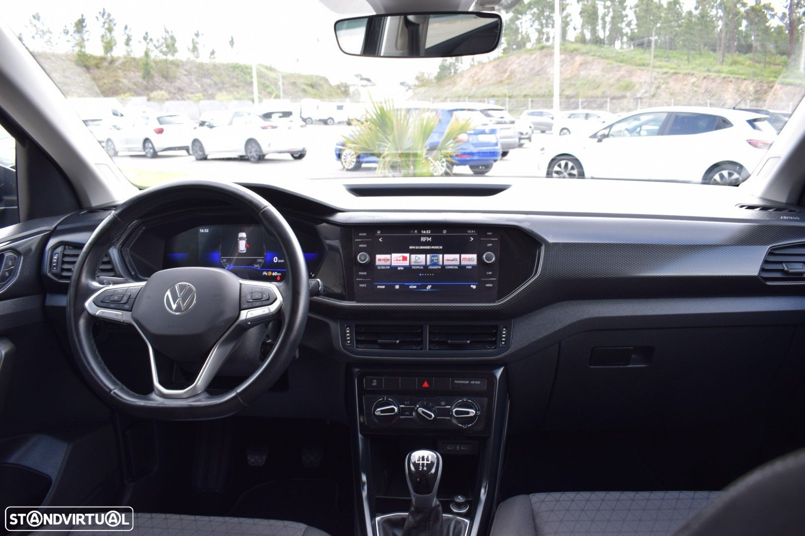 VW T-Cross 1.0 TSI Life - 30
