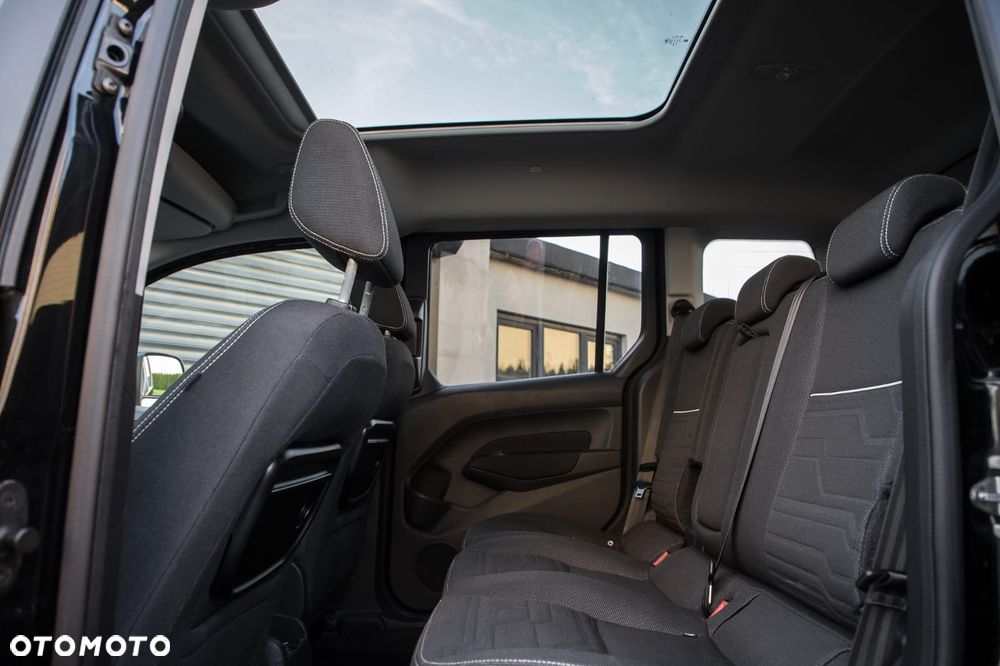 Ford Tourneo Connect 1.0 EcoBoost Start-Stop Titanium - 29