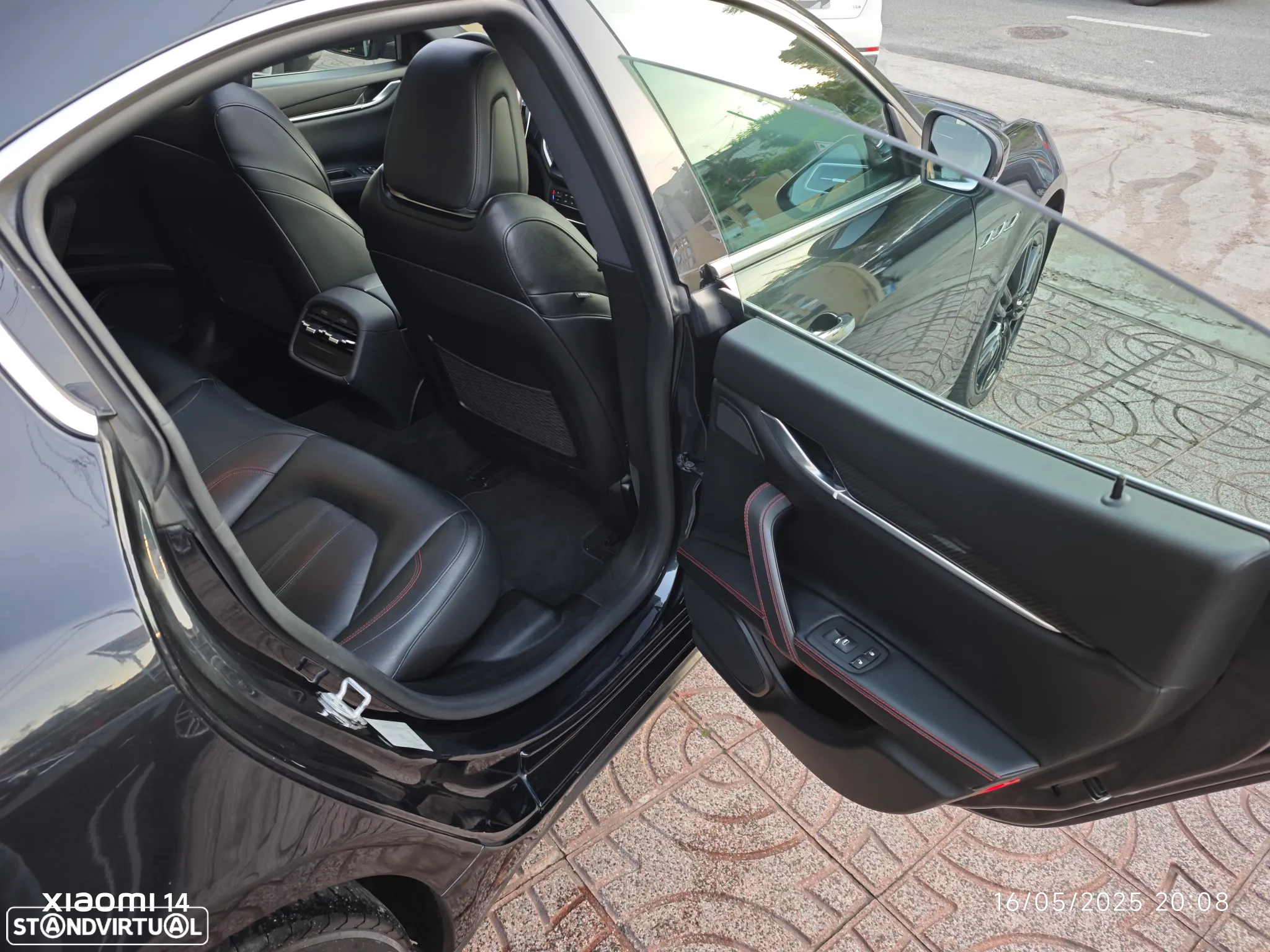 Maserati Ghibli 3.0 V6 GranLusso - 28