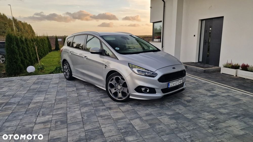 Ford S-Max 2.0 TDCi ST-Line PowerShift - 7