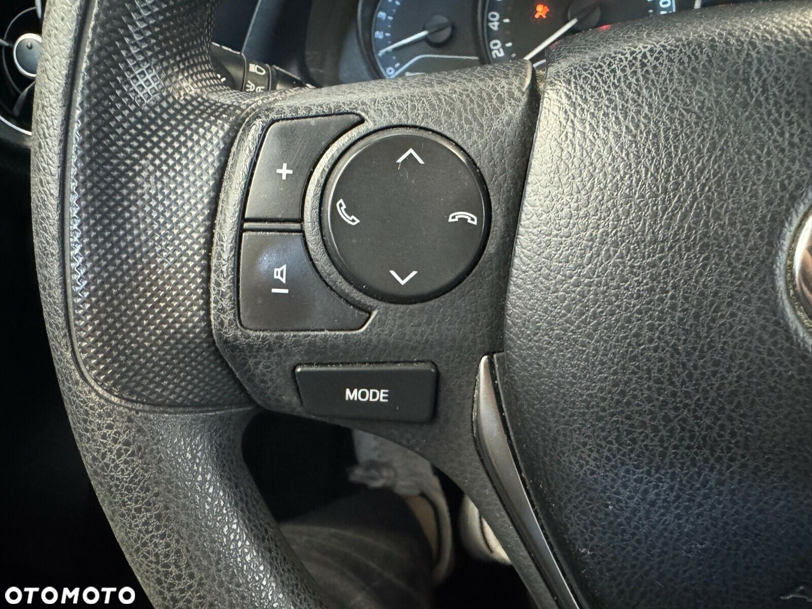 Toyota Auris - 15