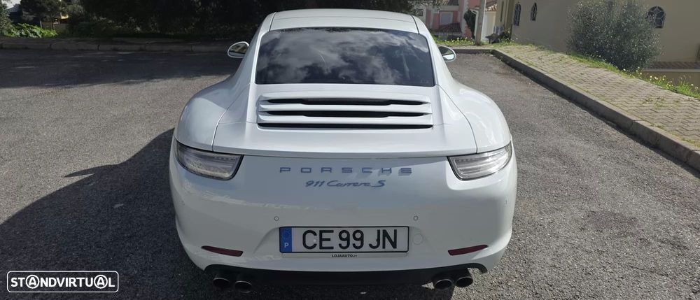 Porsche 911 Série F - 13