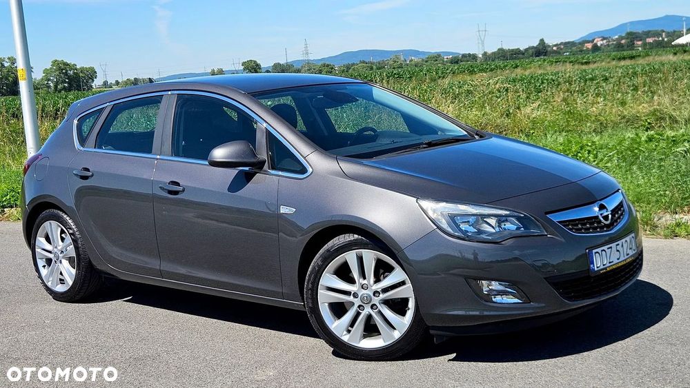 Opel Astra 1.7 CDTI DPF Cosmo - 2