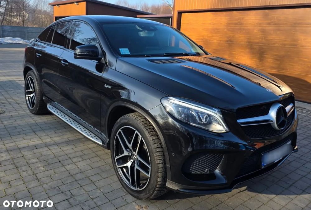 Mercedes-Benz GLE 350 d 4-Matic - 1