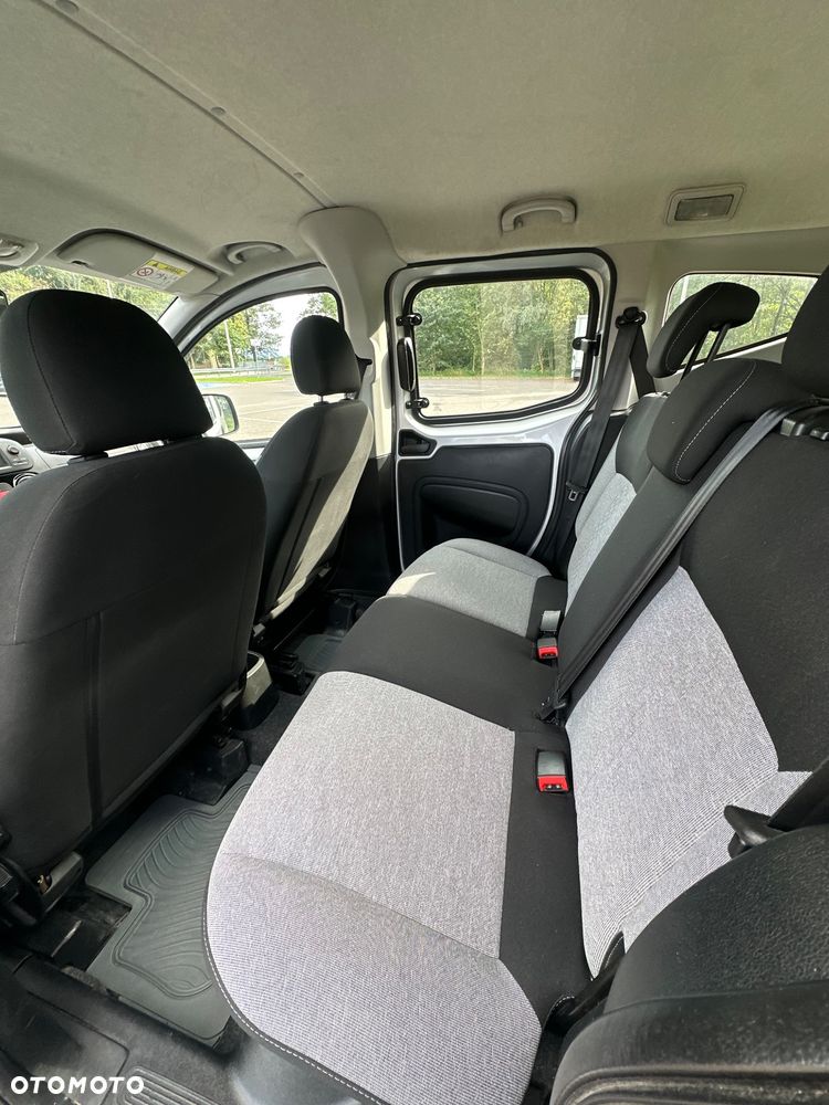 Fiat Qubo - 18