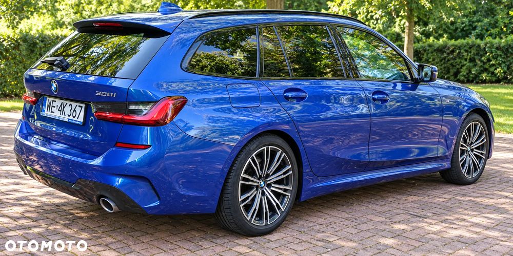 BMW 3 Series 2021 photo 2