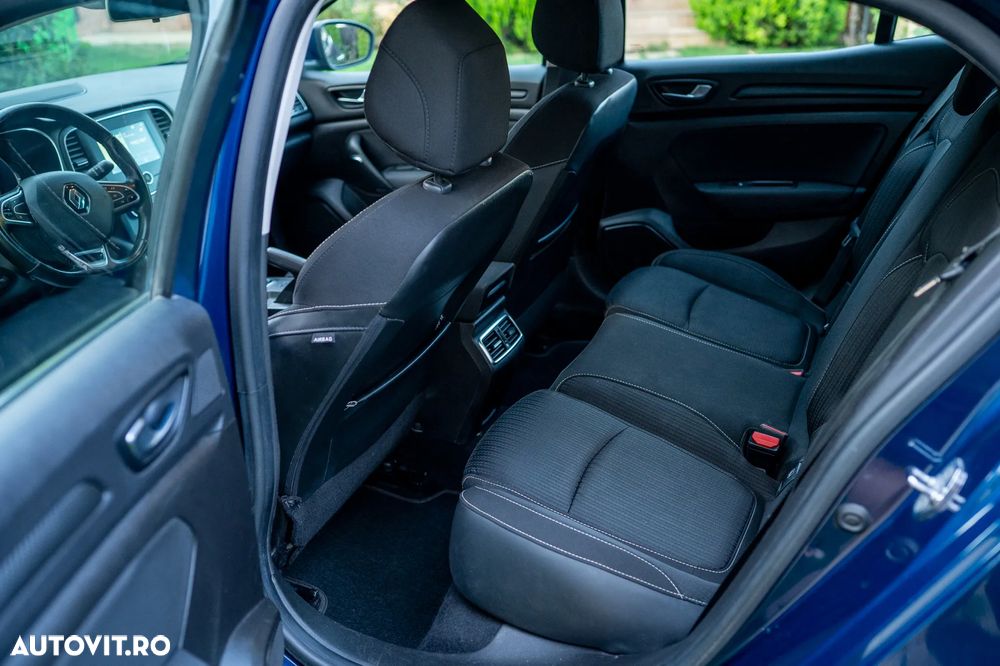 Renault Megane BLUE dCi 115 EDC BUSINESS EDITION - 19