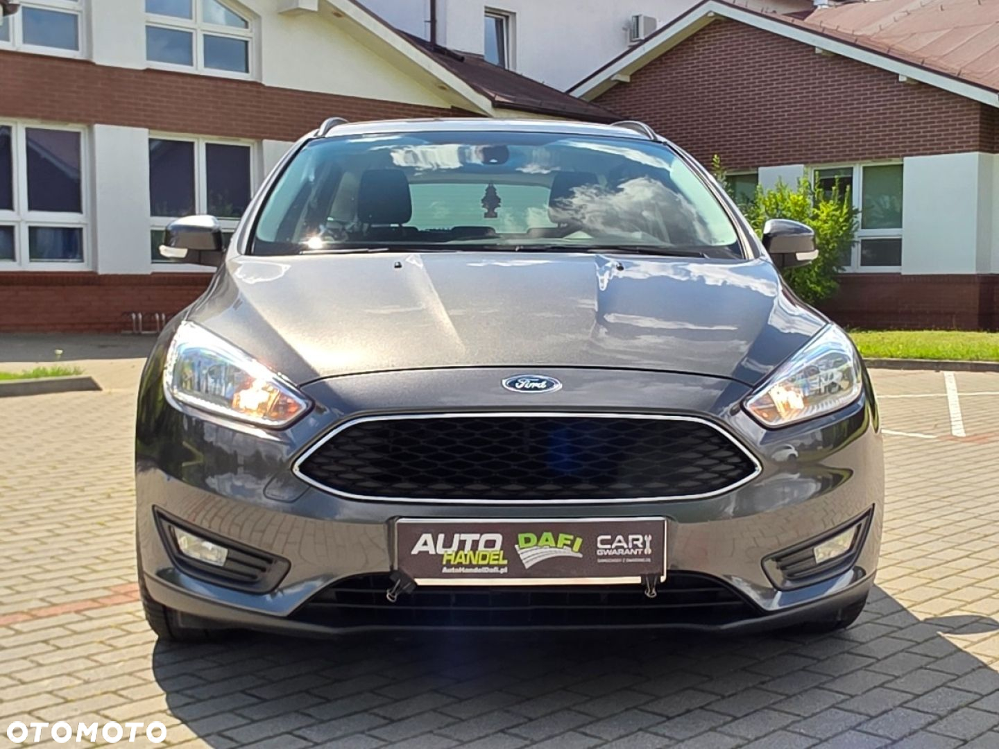 Ford Focus - 8