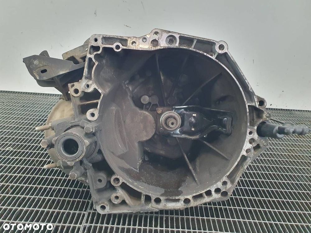 SKRZYNIA BIEGÓW PEUGEOT PARTNER III CITROEN BERLINGO 1.6 HDI 92KM 20DP33 - 1