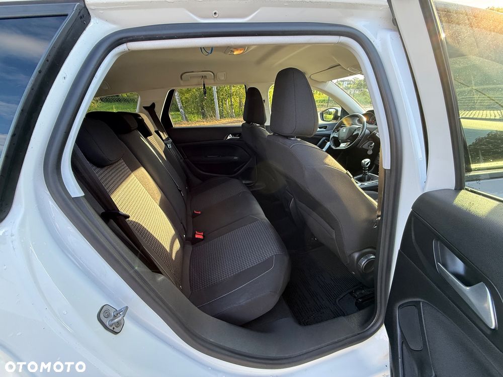 Peugeot 308 1.5 BlueHDi Active S&S - 24