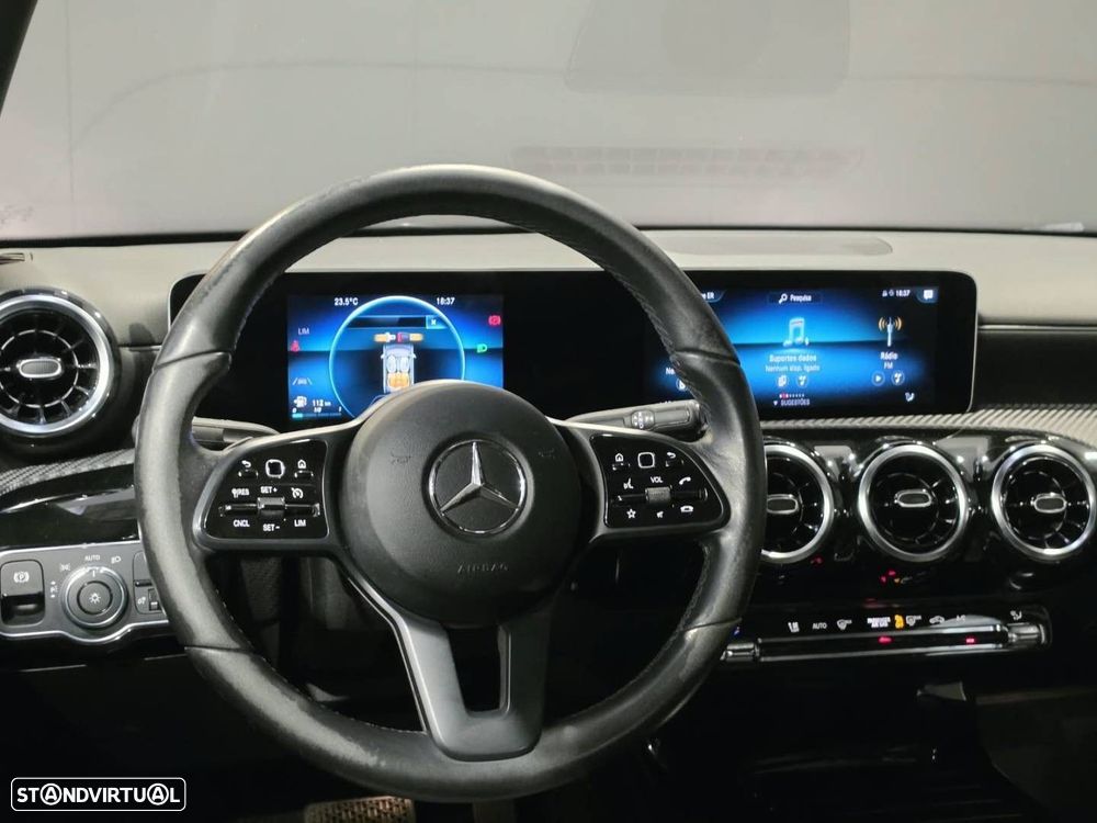 Mercedes-Benz A 180 Limousine d Business Solutions Aut. - 12