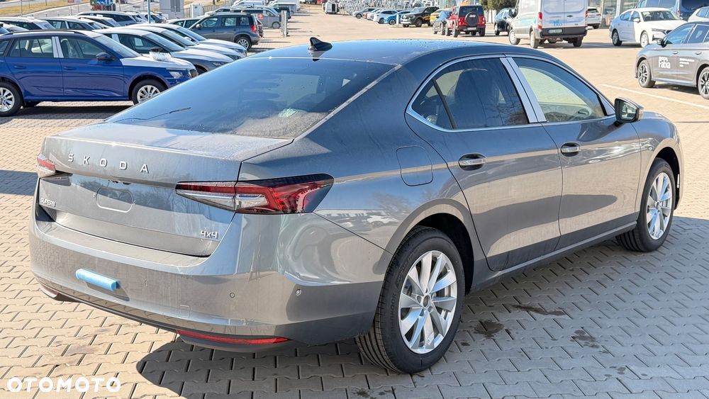 Skoda Superb 2.0 TDI SCR 4x4 Edition 130 DSG - 4