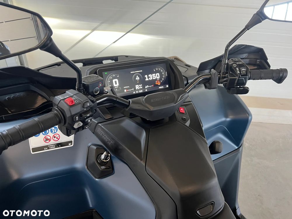 Can-Am Outlander - 4