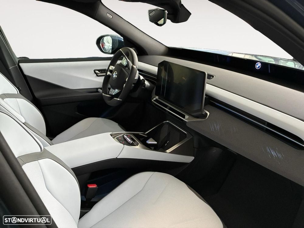 BMW iX3 50 xDrive - 5