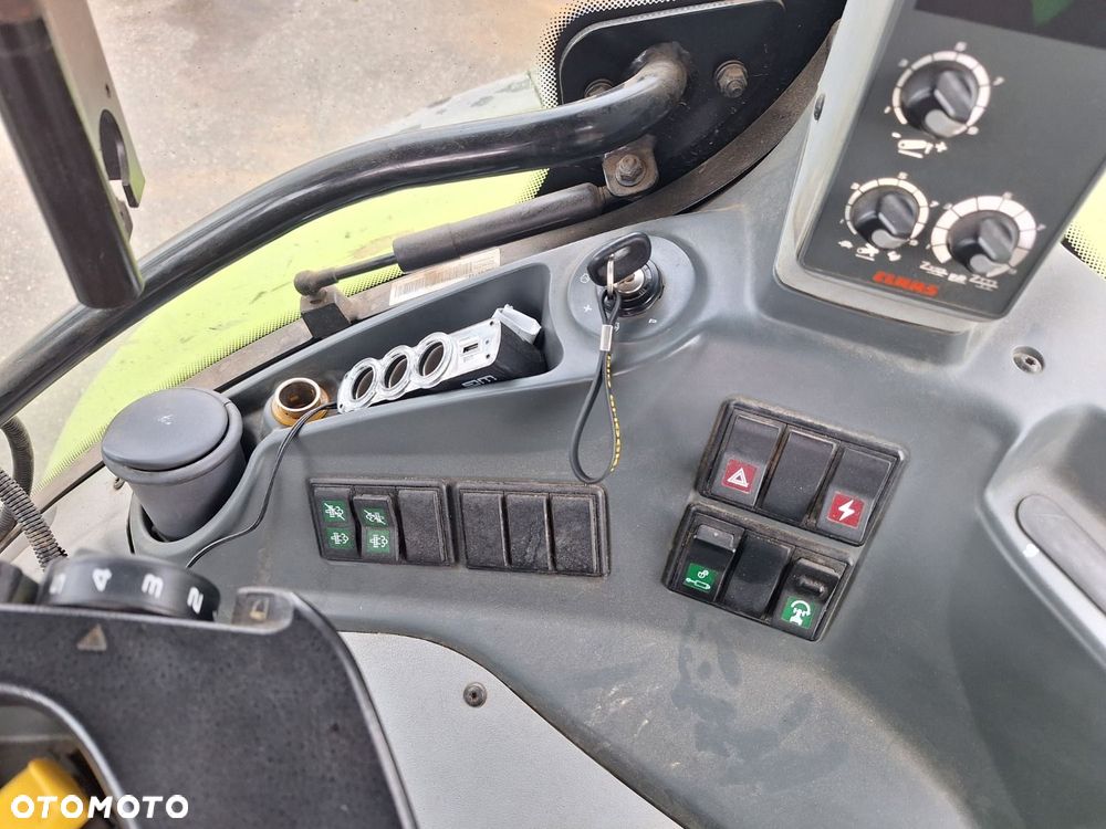 Claas Arion 650 4X4 - 18