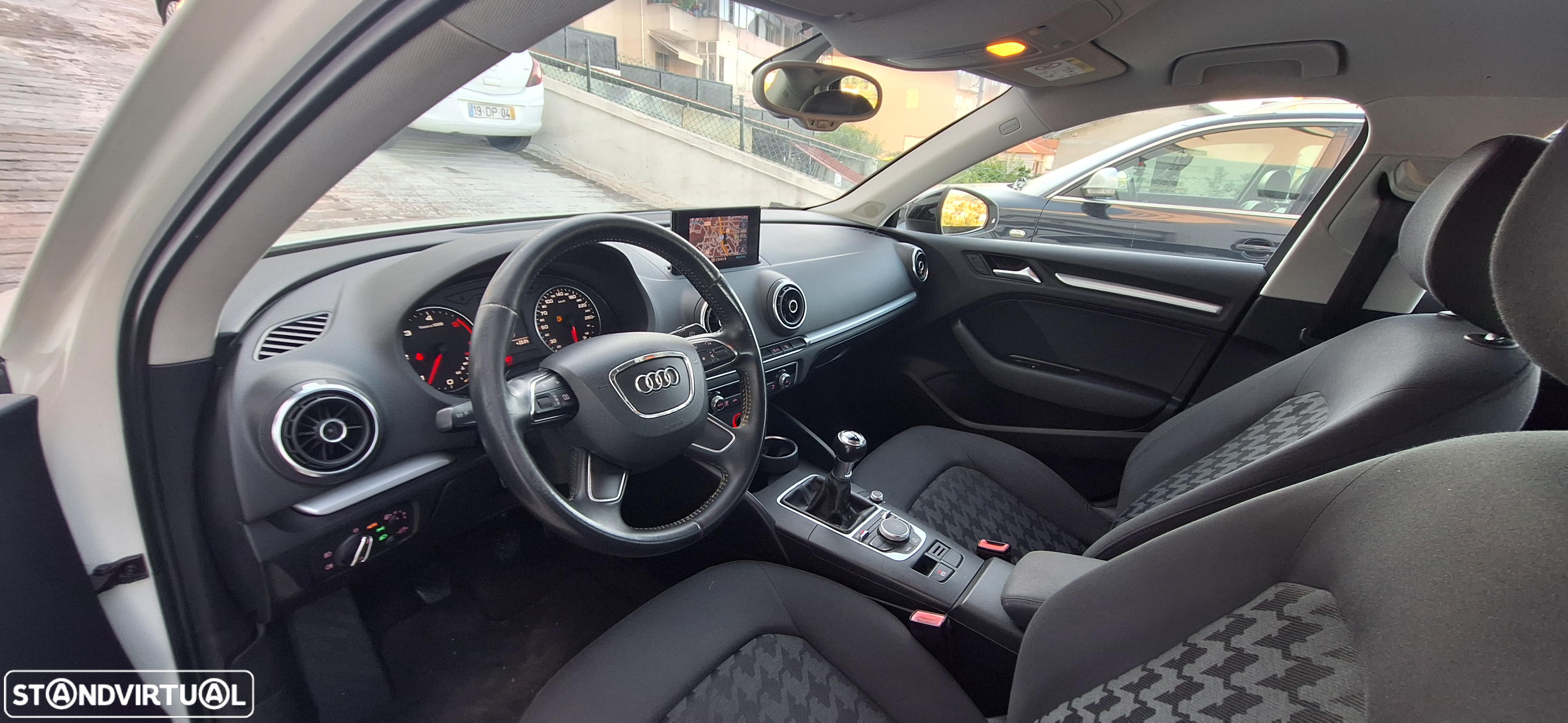 Audi A3 Limousine 1.6 TDI Attraction - 16