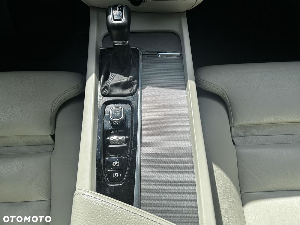Volvo S60 - 16