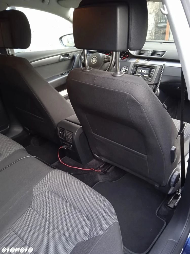 Volkswagen Passat 2.0 TDI Comfortline - 7