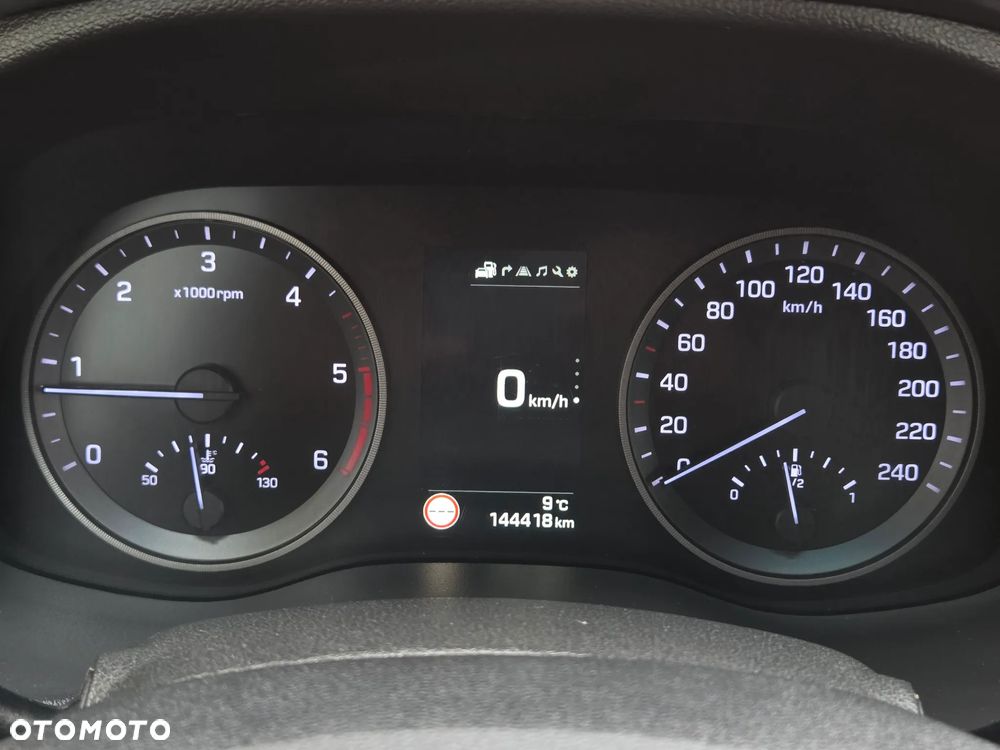 Hyundai Tucson 2.0 CRDI BlueDrive Style 2WD - 16