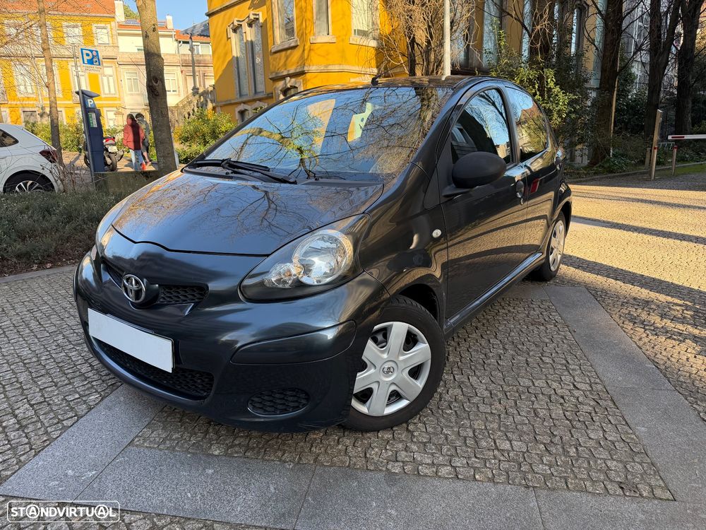 Toyota Aygo 1.0 - 4