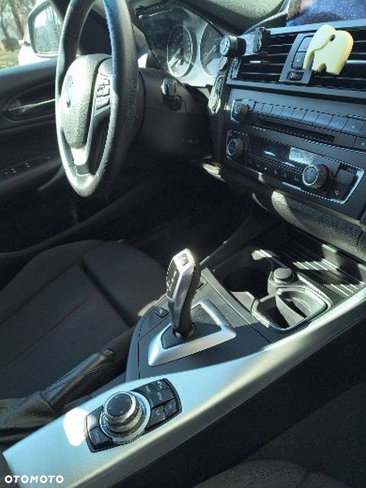 BMW Seria 1 118i Sport Line - 6