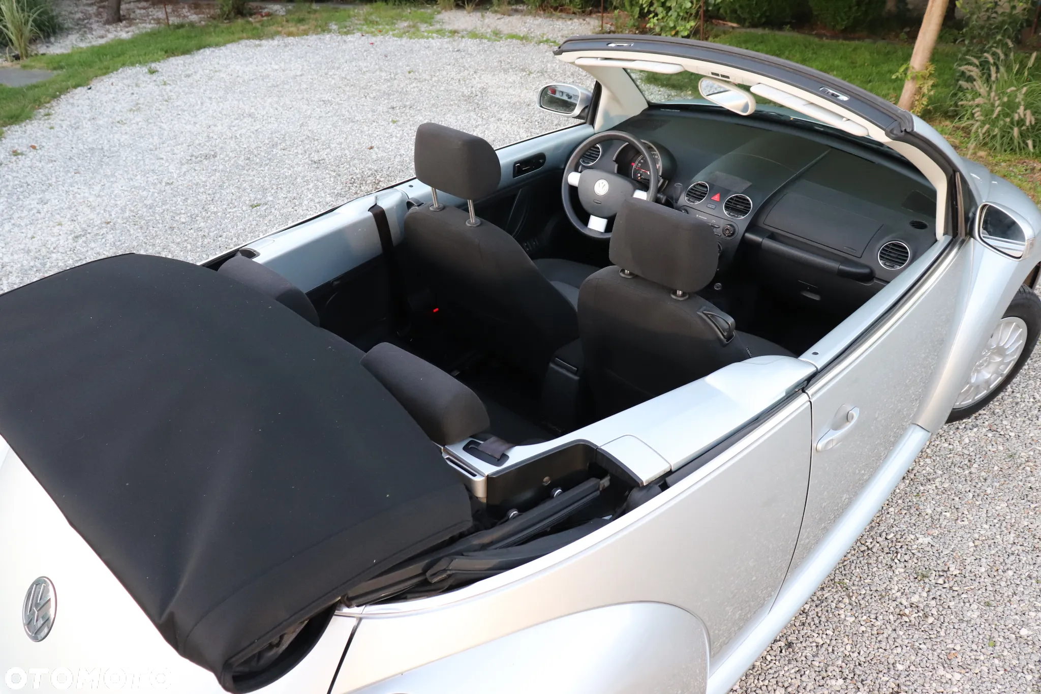 Volkswagen New Beetle Cabriolet 1.4 - 19