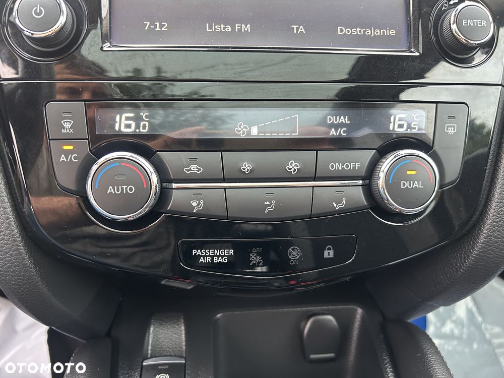 Nissan Qashqai 1.6 DIG-T N-Connecta - 19