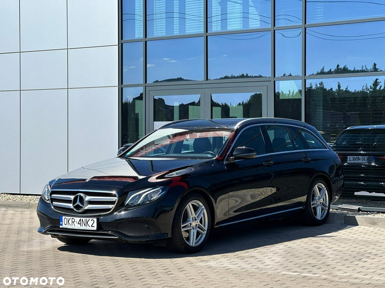 Mercedes-Benz Klasa E 200 T 9G-TRONIC Avantgarde - 4