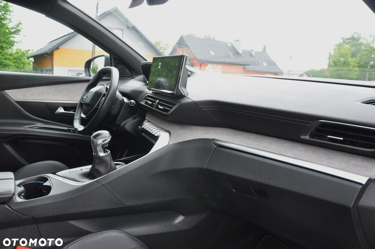 Peugeot 3008 1.2 PureTech GT S&S - 22