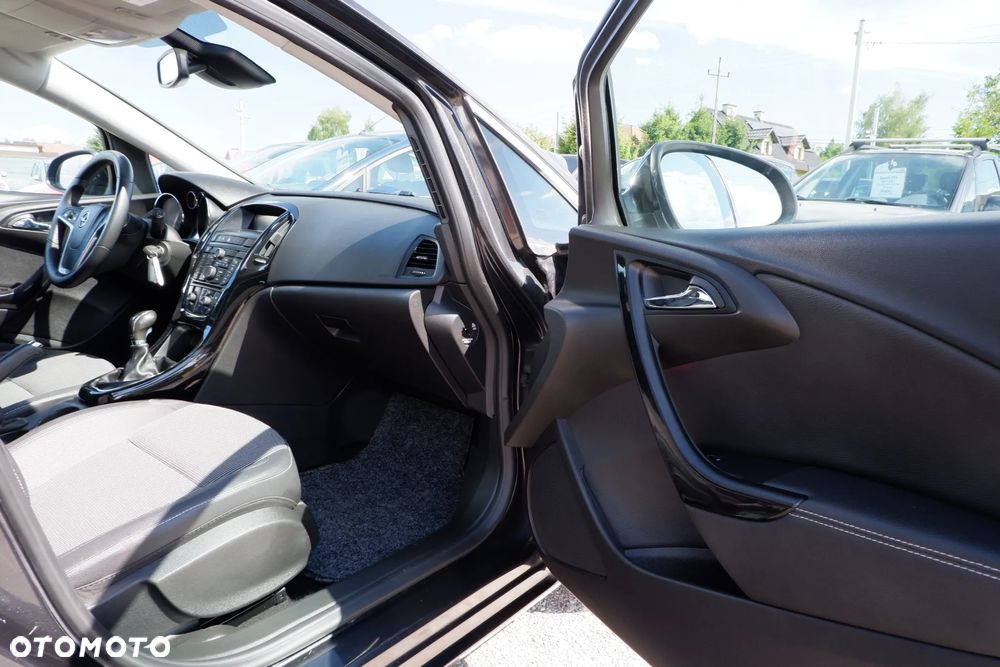 Opel Astra 1.4 Turbo Sports Tourer Style - 3