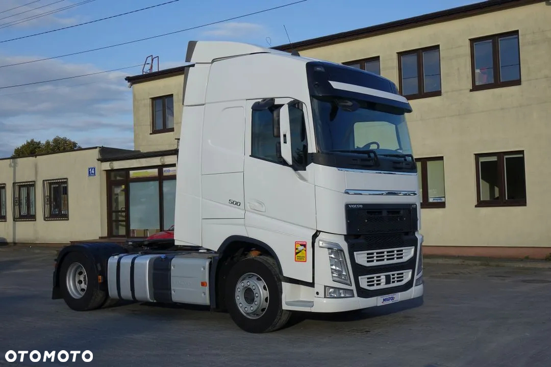 Volvo FH 500 GLOBETROTTER / STANDARD/ AUTOMAT / EURO 6 / KLIMATYZACJA POSTOJOWA/ 2 ZBIORNIKI PALIWA - 3