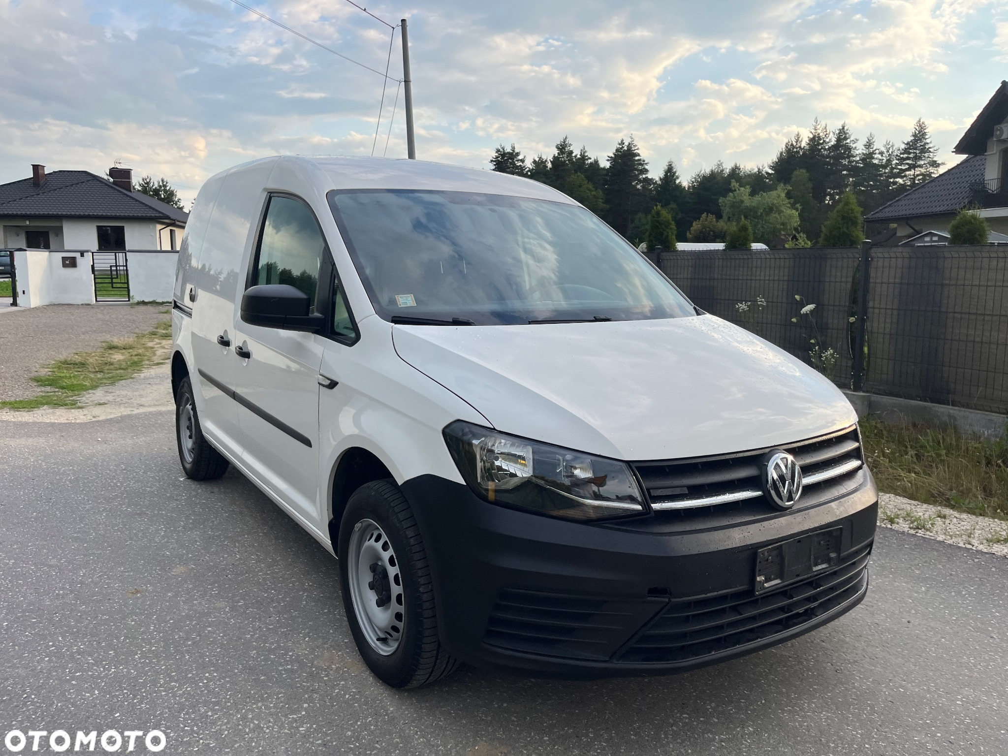 Volkswagen Caddy - 3