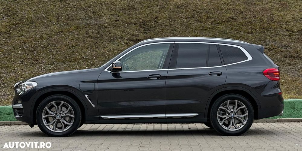 BMW X3 xDrive30e Aut. xLine - 6