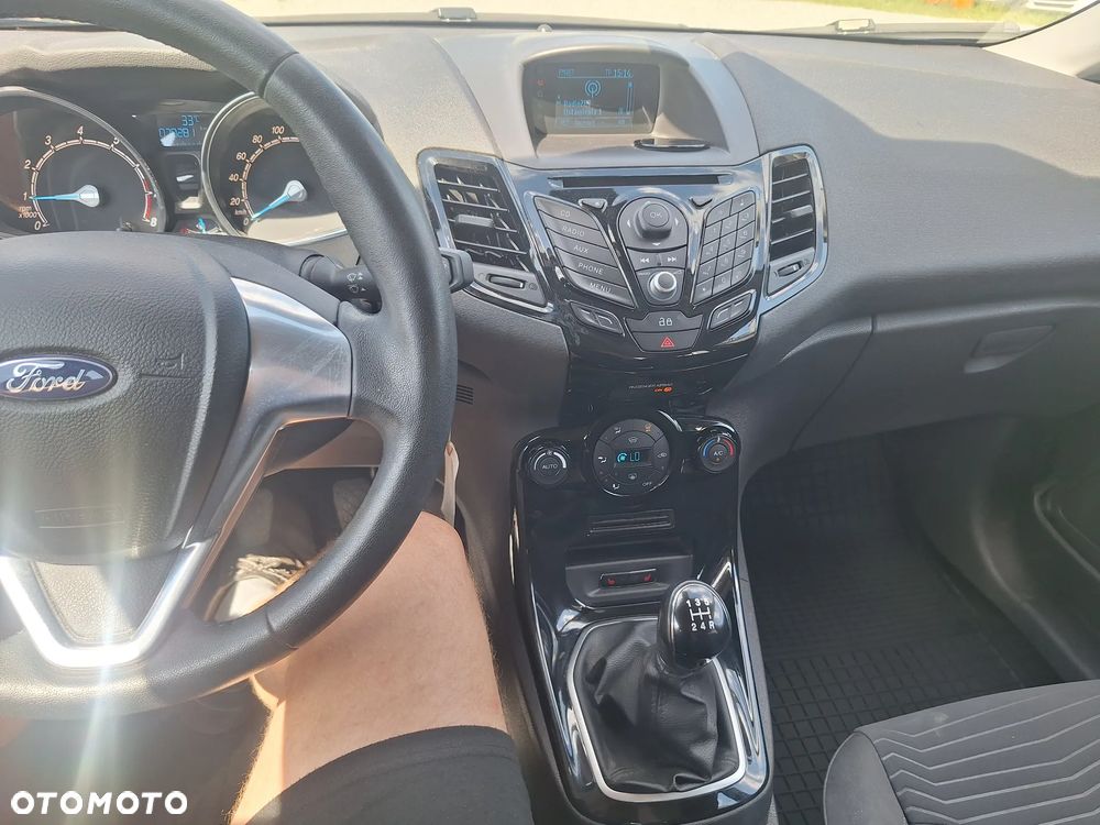 Ford Fiesta 1.0 Titanium - 12