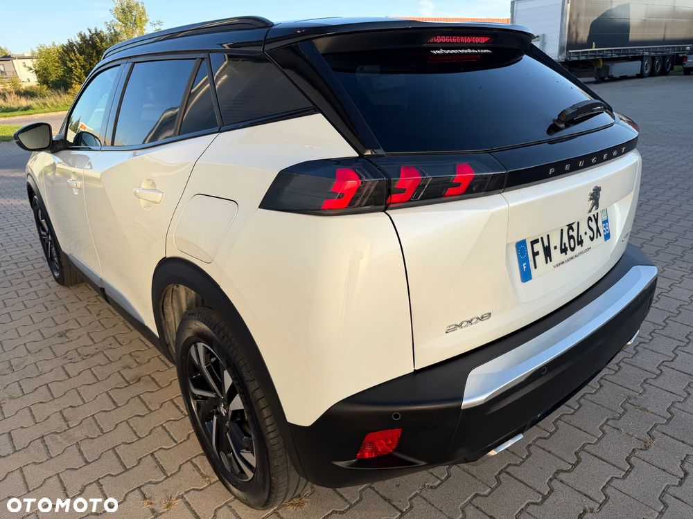 Peugeot 2008 1.2 PureTech GT Line S&S EAT8 - 29