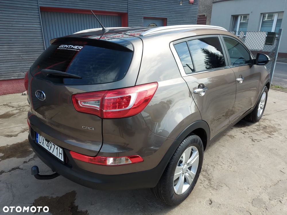 Kia Sportage 2.0 CRDI 4WD Dream-Team Edition - 11