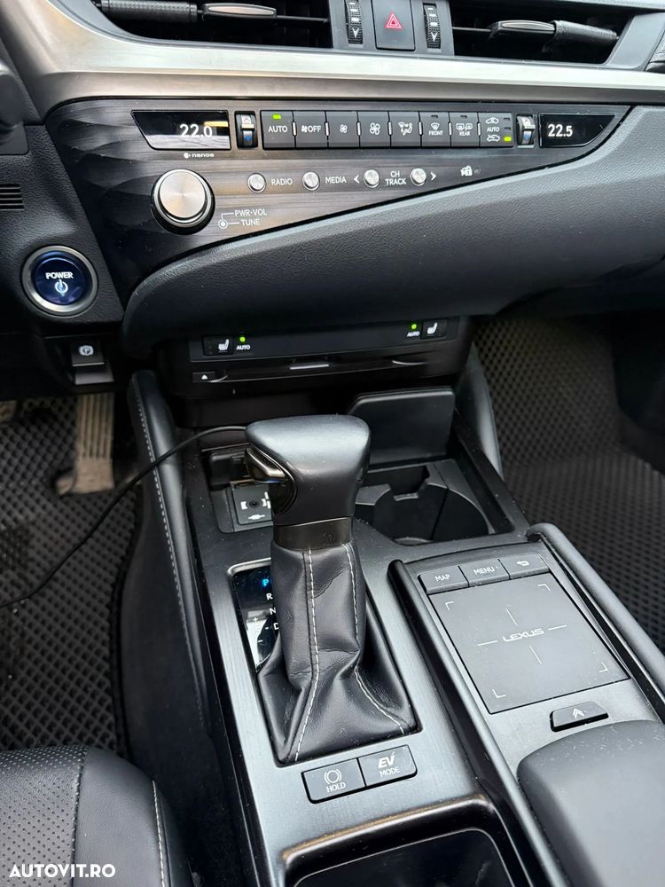 Lexus Seria ES 300h Business Edition - 7